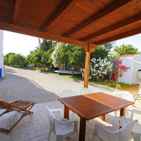 Semesterbostad Mirto House *