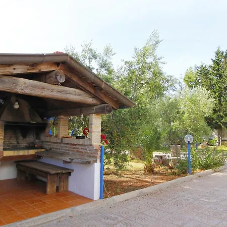 Semesterbostad Mirto House