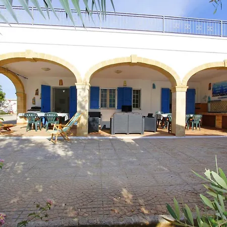 Semesterbostad Mirto House